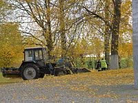 В Твери продолжаются сезонные работы по благоустройству и содержанию территорий