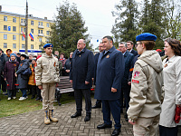 Открытие памятника Герою Великой Отечественной войны  Паше Савельевой в Заволжском районе  города Твери