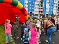Праздник Двора для жителей «Волга Лайф»