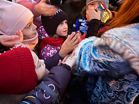 В преддверии празднования Нового года в сквере  на бульваре Ногина состоялось праздничное мероприятие для жителей Пролетарского района