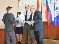 17 мая 2019 года в администрации Заволжского района в городе Твери состоялась Торжественная церемония вручения паспортов юным  гражданам  Российской Федерации 