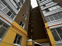 В доме № 8 на улице Виноградова завершены работы по замене и монтажу утеплителя  и фасадных панелей