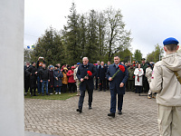 Открытие памятника Герою Великой Отечественной войны  Паше Савельевой в Заволжском районе  города Твери