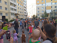 15 августа 2022 года  во дворе дома  54 по улице Паши Савельевой прошёл праздник двора, приуроченный ко Дню физкультурника