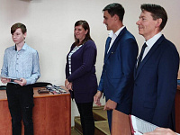 1 сентября  2022 года в  рамках празднования всенародного праздника –Дня знаний в администрации Заволжского района в городе Твери состоялась торжественная церемония вручения паспортов юным  гражданам Российской Федерации 