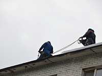 В Твери активизированы работы по очистке кровель