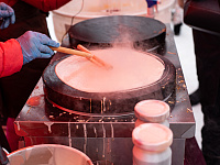 В Твери проходят Масленичные гуляния