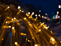 Новые световые конструкции и праздничная иллюминация еще месяц будут украшать улицы Твери