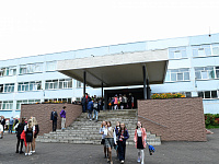 В тверских школах прошли торжественные линейки