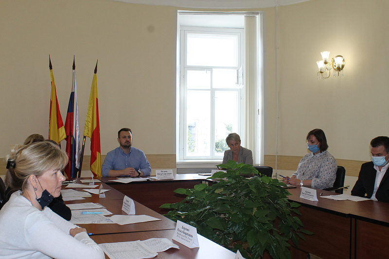 В администрации Твери состоялось заседание «зарплатной» комиссии