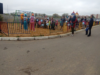 В рамках празднования Дня Знаний 5 сентября 2019 в 17.00 во дворе дома № 46 по бульвару Гусева состоялась детская игровая программа «Здравствуй, школа»