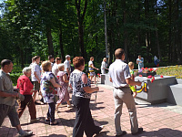 22 июня в  День памяти и скорби в Заволжском районе города Твери на Волынском, Черкасском и Сахаровском воинских захоронениях состоялось возложение цветов.