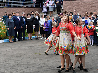 В тверских школах прошли торжественные линейки