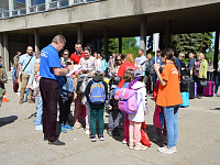 Тверские школьники отправились в загородные лагеря