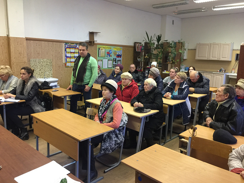 Встреча прокурора Московского района в городе Твери Ю.В. Орлова со старшими по домам, председателями уличных комитетов