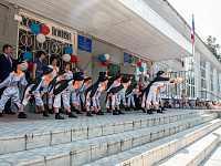 1 сентября 2019 в 12.00 в Бобачевской роще состоялась детская развлекательная программа «Здравствуй, школа»