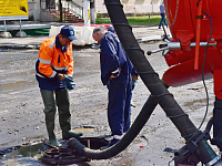 В Твери коммунальные службы устраняют последствия дождя