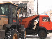 В Твери продолжается работа по уборке и вывозу снега