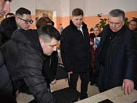 Глава Твери Алексей Огоньков проинспектировал ход работ  по капитальному ремонту средней школы № 16 