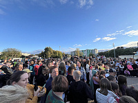 Открытие сквера на Молодежном бульваре