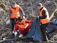 Городские муниципальные предприятия участвуют в массовых субботниках