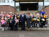 В тверских школах прошли торжественные линейки