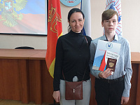 1 сентября  2022 года в  рамках празднования всенародного праздника –Дня знаний в администрации Заволжского района в городе Твери состоялась торжественная церемония вручения паспортов юным  гражданам Российской Федерации 