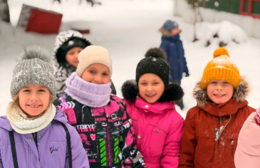 Тверских первоклассников приглашают отдохнуть на каникулах в лагере «Спутник»