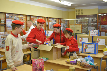 В Твери проходит благотворительная акция «Новогодний подарок солдату»