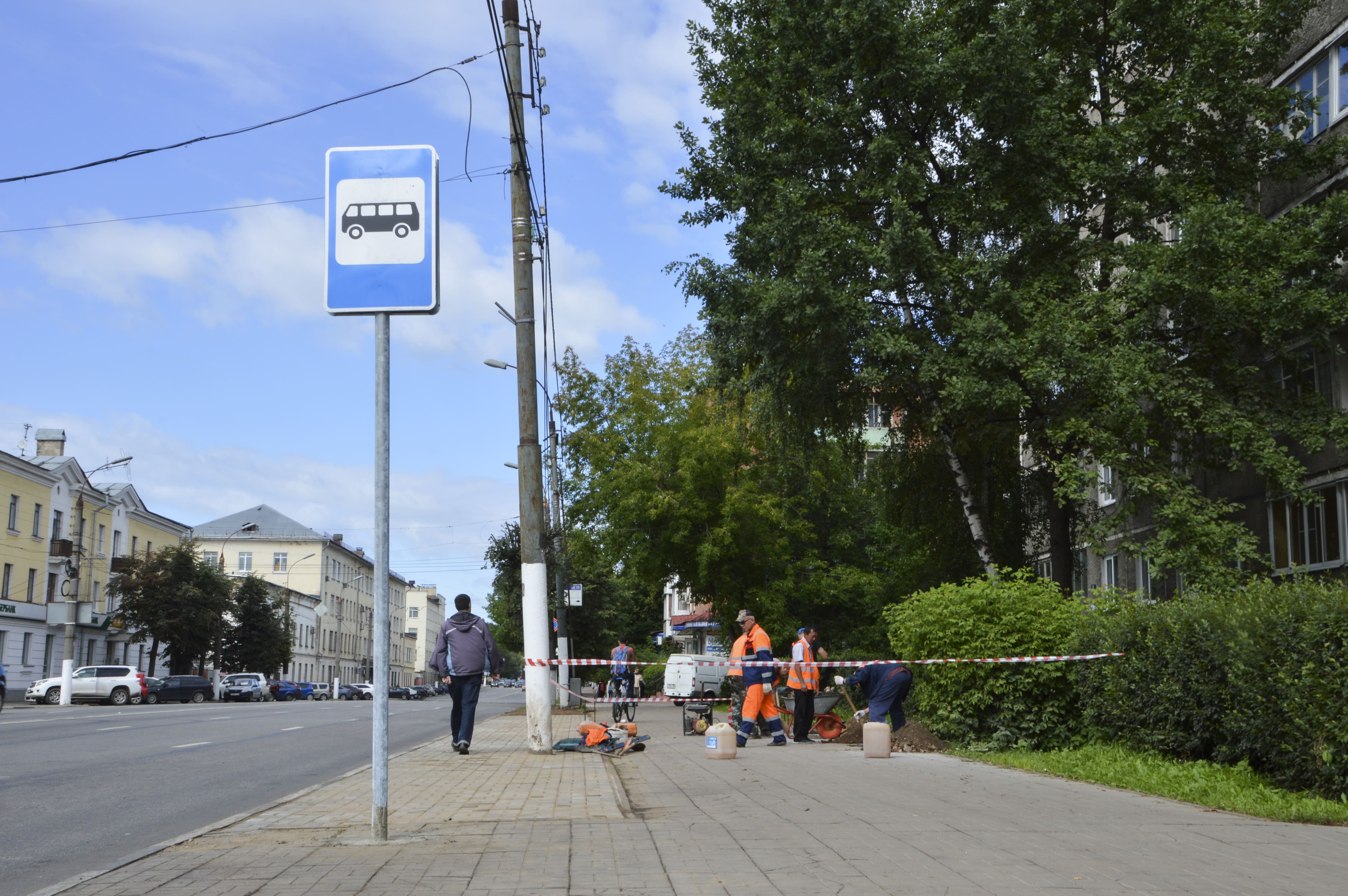 Остановки 6 тверь. Остановки 6 тверь. Остановочный павильон (ц: 50000/1,2/7,6*1,02). Остановочный пункт. Остановки 6 тверь.