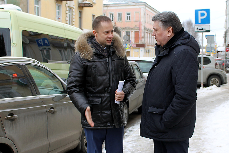 Глава Твери Алексей Огоньков поручил усилить контроль за работой УК и скорректировать графики уборки тротуаров