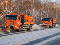 В Твери дорожные службы в круглосуточном режиме занимаются обработкой и уборкой УДС 