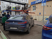 В Твери продолжаются рейды по выявлению нарушителей правил парковки 