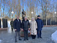 Возложение цветов к воинским захоронениям 23.02.26