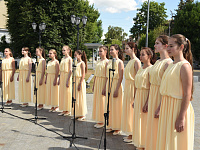 День города Твери начался  с возложения цветов к памятнику Михаила Тверского 