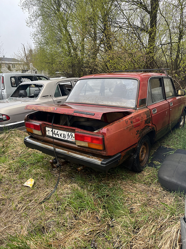 Сообщение об эвакуации транспортных средств с признаками брошенных (бесхозяйных)