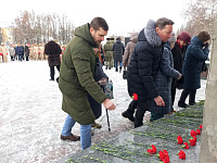 В Твери у Обелиска Победы состоялся торжественный митинг в честь 82-летия снятия блокады Ленинграда