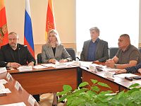 На заседании городской антинаркотической комиссии обсудили просветительскую работу с учащимися и их родителями 