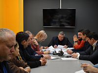 Глава города Твери Алексей Огоньков провел выездное совещание на улице Оснабрюкской 