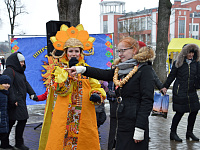В Твери отмечают Масленицу