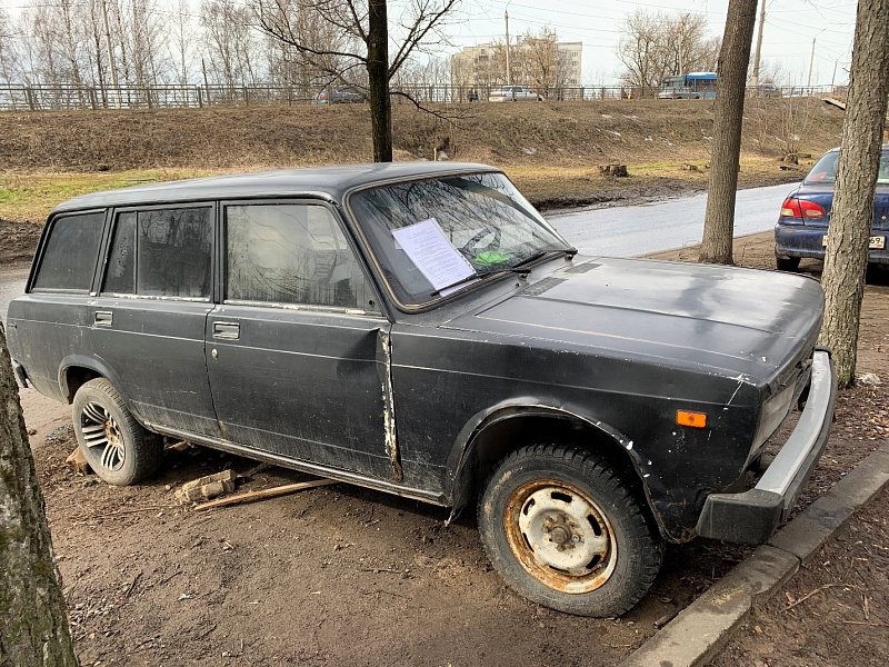 Сообщение об эвакуации транспортных средств с признаками брошенных (бесхозяйных)