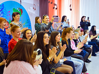 В детских садах и школах Твери празднуют 8 Марта