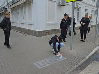 В Твери к 1 сентября обновили дорожные знаки и разметку возле объектов соцсферы