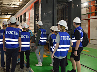 В Твери продолжается летняя кампания по трудоустройству подростков