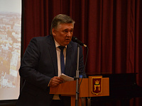 Глава Твери Алексей Огоньков отчитался перед общественностью о работе за год 