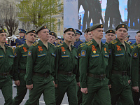 В Твери в День Победы состоялось торжественное прохождение войск Тверского территориального гарнизона