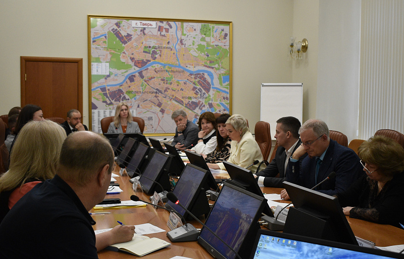 На заседании городской антинаркотической комиссии обсудили план профилактической работы с молодежью