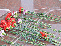 Глава города Твери Алексей Огоньков проверил благоустройство воинских захоронений