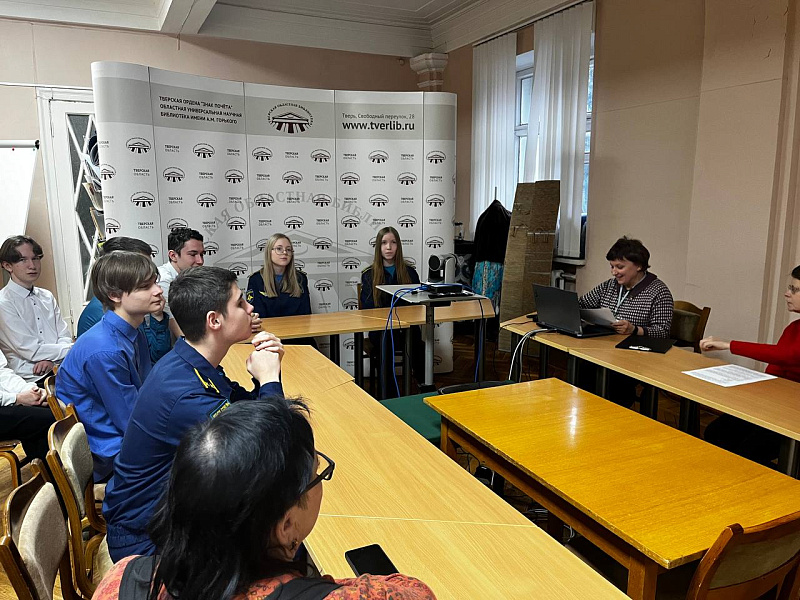 9 декабря в России отметили День героев Отечества. 