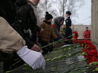 В Твери отмечают 82-ю годовщину победы в Сталинградской битве